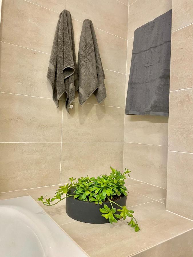The Retreat House - Private Pool Apartment Puerto de Santiago  Bagian luar foto